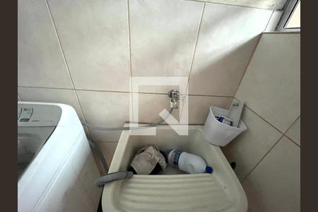 Casa à venda com 270m², 3 quartos e 2 vagas Casa à venda com 270m², 3 quartos e 2 vagasÁrea de Serviço