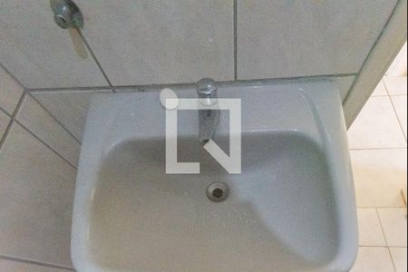 Casa à venda com 115m², 2 quartos e 2 vagasBanheiro