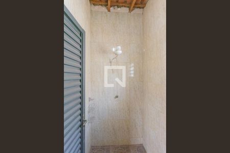 Casa à venda com 115m², 2 quartos e 2 vagasBanheiro de serviço