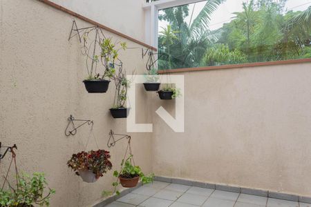 Casa à venda com 185m², 3 quartos e 4 vagasQuintal