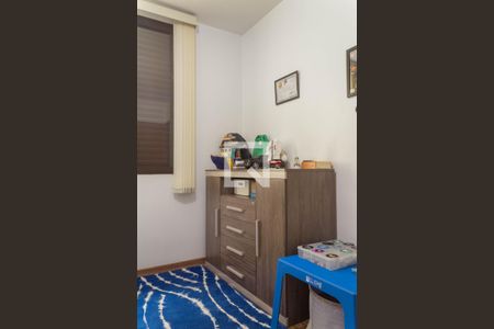 Casa à venda com 185m², 3 quartos e 4 vagasQuarto 2