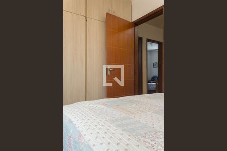 Casa à venda com 185m², 3 quartos e 4 vagasSuíte 1