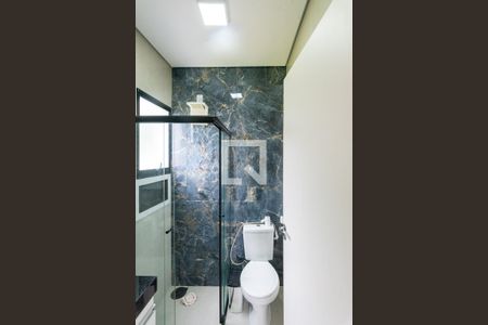 Casa para alugar com 135m², 2 quartos e 3 vagas Casa para alugar com 135m², 2 quartos e 3 vagasBanheiro da Suíte