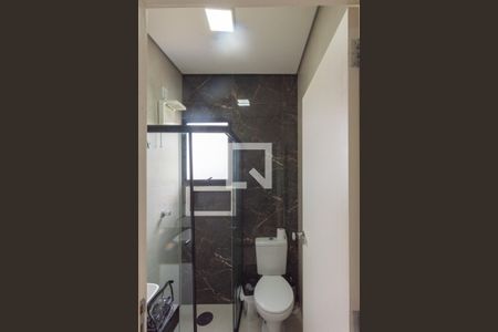 Casa para alugar com 135m², 2 quartos e 3 vagas Casa para alugar com 135m², 2 quartos e 3 vagasBanheiro