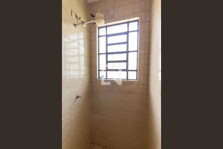 Casa para alugar com 98m², 2 quartos e 10 vagasBanheiro 1