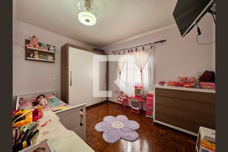 Casa à venda com 219m², 4 quartos e 4 vagasQuarto 1