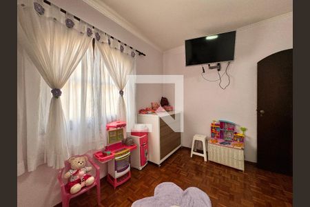 Casa à venda com 219m², 4 quartos e 4 vagasQuarto 1