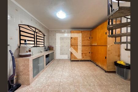 Casa à venda com 219m², 4 quartos e 4 vagasVaranda gourmet