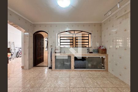 Casa à venda com 219m², 4 quartos e 4 vagasVaranda gourmet