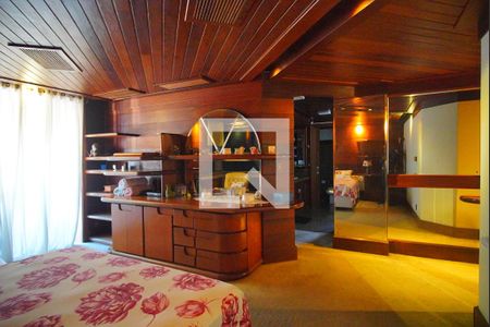 Apartamento à venda com 384m², 4 quartos e 2 vagasSuíte