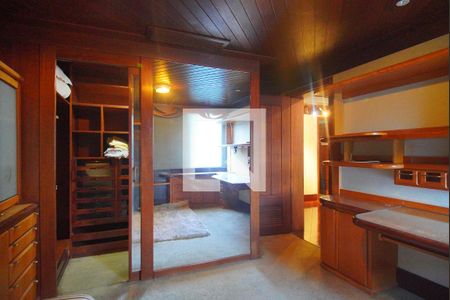 Apartamento à venda com 384m², 4 quartos e 2 vagasQuarto 3