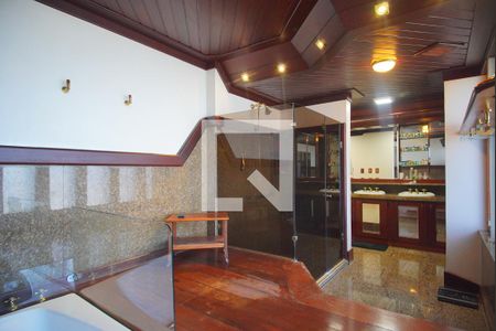 Apartamento à venda com 384m², 4 quartos e 2 vagasBanheiro da Suíte