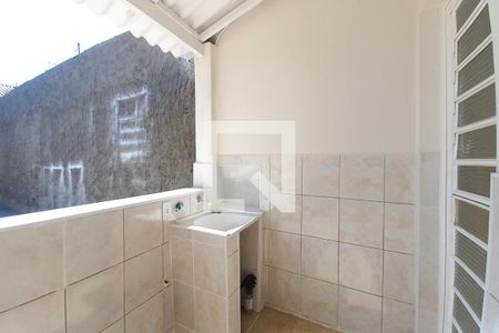 Casa à venda com 50m², 1 quarto e 3 vagas Casa à venda com 50m², 1 quarto e 3 vagasÁrea de Serviço