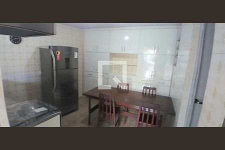 Casa à venda com 3 quartos, 122m² em Brás de Pina, Rio de Janeiro