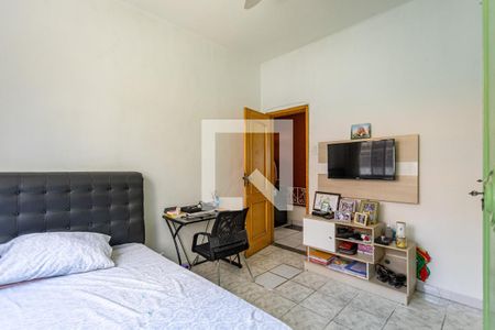 Casa à venda com 200m², 5 quartos e 2 vagasQuarto 3