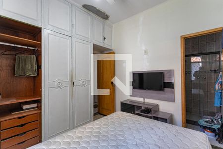 Casa à venda com 200m², 5 quartos e 2 vagasQuarto Suite 2