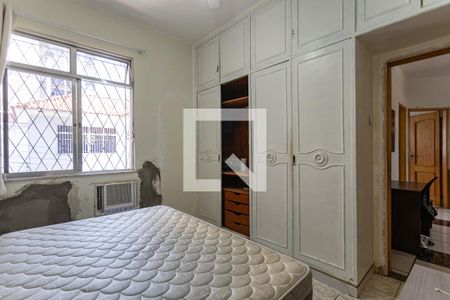 Casa à venda com 200m², 5 quartos e 2 vagasQuarto Suite 2