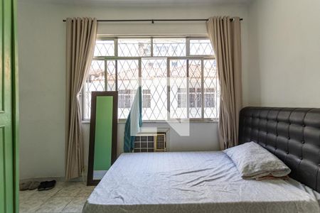 Casa à venda com 200m², 5 quartos e 2 vagasQuarto 3