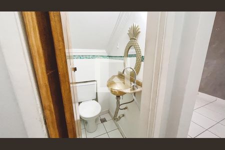 Casa à venda com 110m², 4 quartos e 2 vagasLavabo