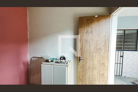 Casa à venda com 110m², 4 quartos e 2 vagasQuarto de Serviço