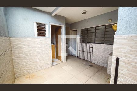 Casa à venda com 110m², 4 quartos e 2 vagasQuintal