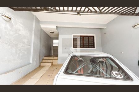 Casa à venda com 110m², 4 quartos e 2 vagasGaragem