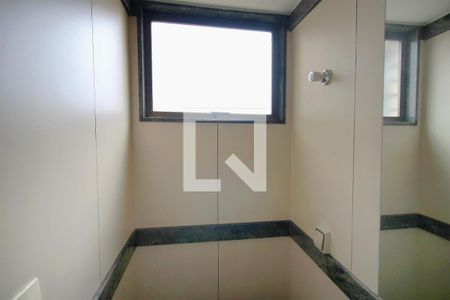 Apartamento à venda com 160m², 4 quartos e 2 vagasLavabo da Sala