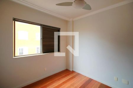 Apartamento à venda com 160m², 4 quartos e 2 vagasQuarto 2