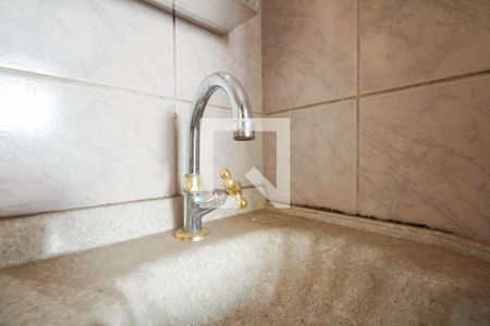 Casa de condomínio para alugar com 70m², 2 quartos e sem vaga Casa de condomínio para alugar com 70m², 2 quartos e sem vagaBanheiro