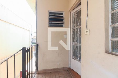 Casa de condomínio para alugar com 70m², 2 quartos e sem vaga Casa de condomínio para alugar com 70m², 2 quartos e sem vagaEntrada