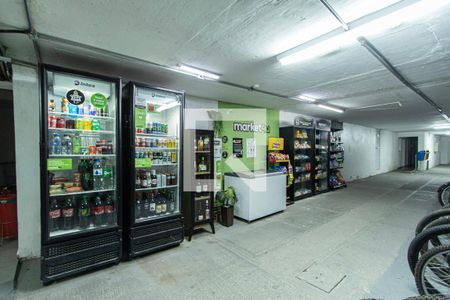 Apartamento para alugar com 63m², 2 quartos e 1 vagaÁrea comum - Mini Mercado