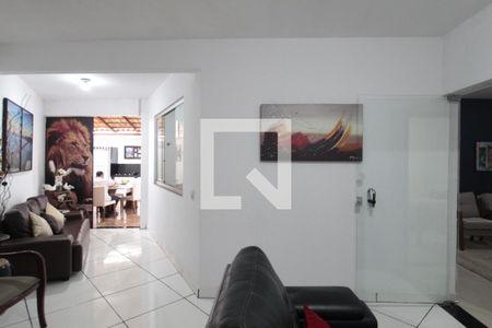 Sala de TV de apartamento à venda com 3 quartos, 140m² em São Gotardo, Belo Horizonte