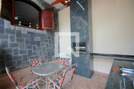 Casa à venda com 370m², 3 quartos e 7 vagasÁrea comum