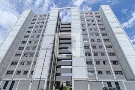 Apartamento à venda com 47m², 2 quartos e 1 vaga Apartamento à venda com 47m², 2 quartos e 1 vagaFachada