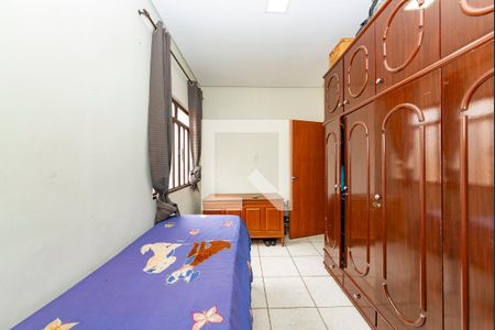 Casa à venda com 280m², 5 quartos e 1 vaga Casa à venda com 280m², 5 quartos e 1 vagaQuarto 4