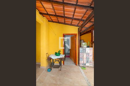 Casa à venda com 280m², 5 quartos e 1 vaga Casa à venda com 280m², 5 quartos e 1 vagaBanheiro de Serviço