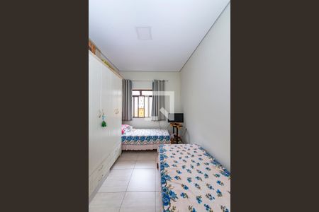 Casa à venda com 280m², 5 quartos e 1 vaga Casa à venda com 280m², 5 quartos e 1 vagaQuarto 3