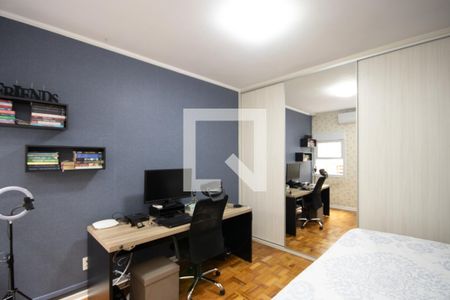 Casa à venda com 298m², 5 quartos e 7 vagas Casa à venda com 298m², 5 quartos e 7 vagasQuarto 2