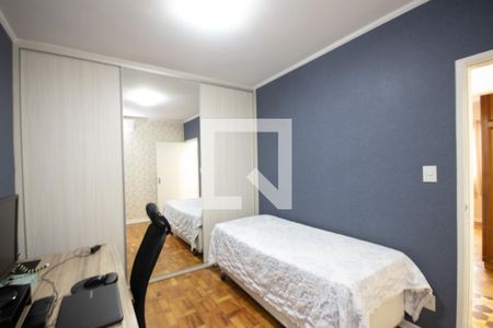 Casa à venda com 298m², 5 quartos e 7 vagas Casa à venda com 298m², 5 quartos e 7 vagasQuarto 2