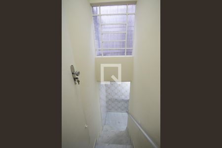 Casa à venda com 298m², 5 quartos e 7 vagas Casa à venda com 298m², 5 quartos e 7 vagasPorta