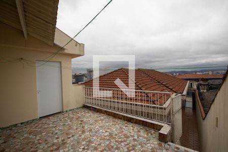 Casa à venda com 298m², 5 quartos e 7 vagas Casa à venda com 298m², 5 quartos e 7 vagasVaranda