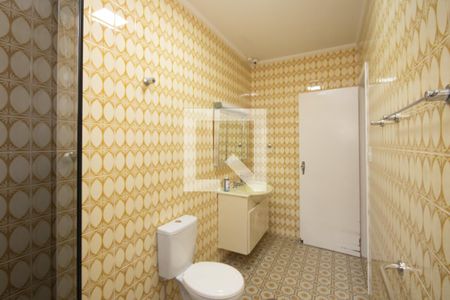 Casa à venda com 298m², 5 quartos e 7 vagas Casa à venda com 298m², 5 quartos e 7 vagasBanheiro da Suíte