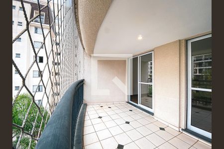 Apartamento à venda com 117m², 4 quartos e 3 vagasVaranda Sala