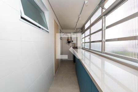 Apartamento à venda com 105m², 2 quartos e 1 vagaÁrea de Serviço