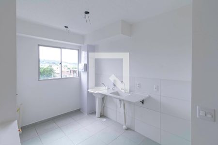 Apartamento à venda com 47m², 2 quartos e 1 vaga Apartamento à venda com 47m², 2 quartos e 1 vagaCozinha e Área de Serviço