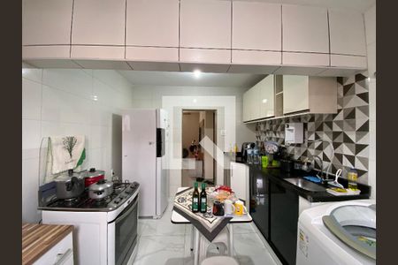 Apartamento à venda com 71m², 3 quartos e 1 vagaCozinha e Área de Serviço