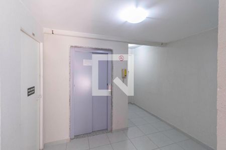 Apartamento à venda com 50m², 2 quartos e 1 vaga Apartamento à venda com 50m², 2 quartos e 1 vagaHall de entrada