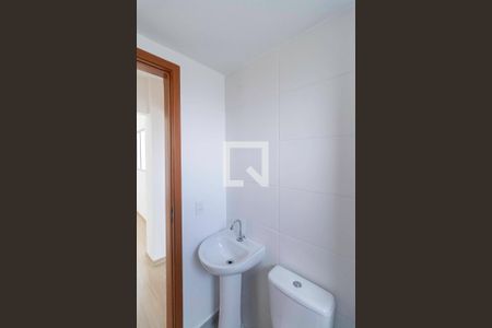 Apartamento à venda com 50m², 2 quartos e 1 vaga Apartamento à venda com 50m², 2 quartos e 1 vagaBanheiro social