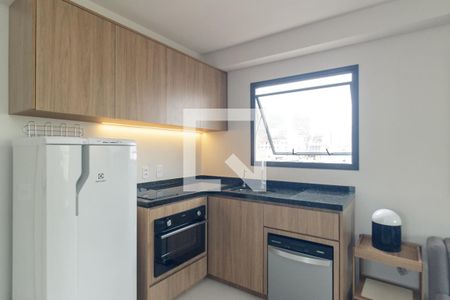 Cozinha de apartamento para alugar com 1 quarto, 36m² em República, São Paulo