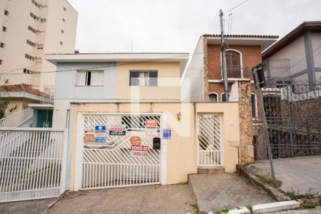 Casa à venda com 198m², 5 quartos e 3 vagasFACHADA